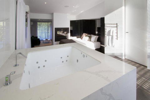 Hepburn Springs Escape Villa 7 - Hotel Gold Coast 2