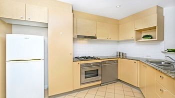 The Apartment Service HELP7 - Hotel Gold Coast 6