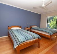 Holiday Makers - Hotel Gold Coast