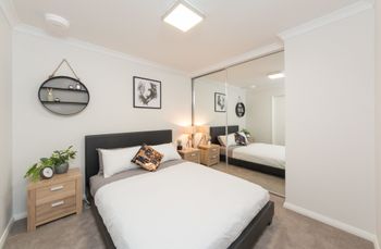 Lakeview Suite 06 - Hotel Gold Coast 3