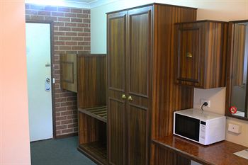 Colonial Motor Inn Lithgow - Hotel Gold Coast 6