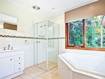 Garden Of Eden - Hotel Gold Coast 2