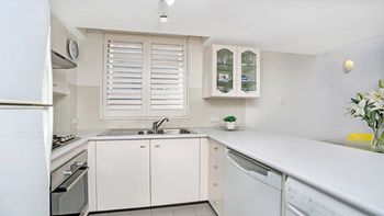 The Apartment Service ALEXA - Hotel Gold Coast 4