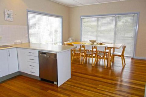 Trade Winds At Callala Beach - Hotel Gold Coast 4