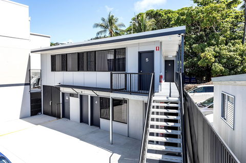 Airlie Sun & Sand Accommodation 6 - Hotel Gold Coast 1