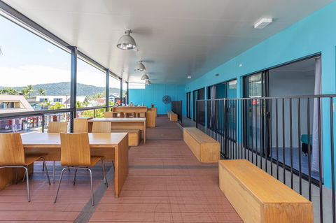 Airlie Sun & Sand Accommodation 6 - Hotel Gold Coast 3