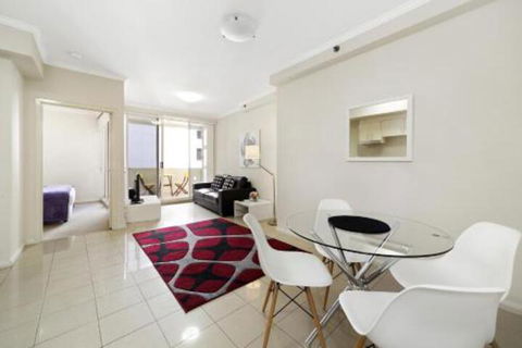 Astra Apartments Sydney Kent Street - Hotel Gold Coast 6