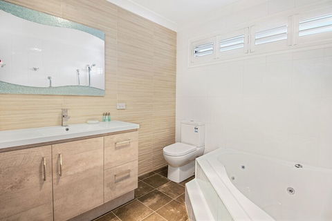 Forresters Beach Bed & Breakfast - Hotel Gold Coast 1