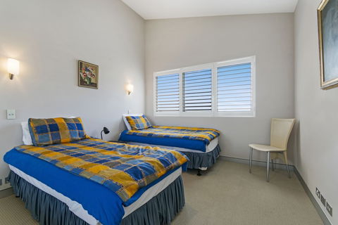 Redvue Apartments - Hotel Gold Coast 6