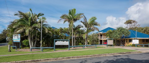 Hastings Cove Waterfront Holiday Apartments - Hotel Gold Coast 4