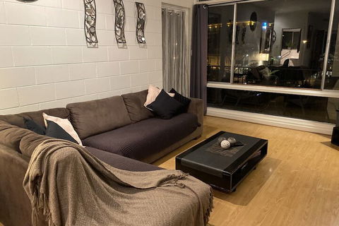 Apartment On Tennyson - Hotel Gold Coast 4