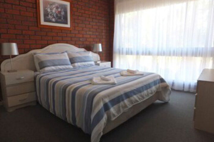 Lake Bunga VIC Hotel Gold Coast