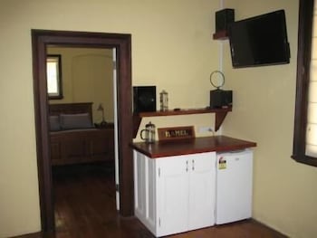 Mudgee Bed And Breakfast - Hotel Gold Coast 6