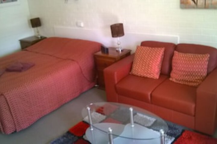 East Tamworth NSW Hotel Gold Coast
