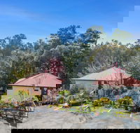 Cloverhill Hepburn Springs - Hotel Gold Coast