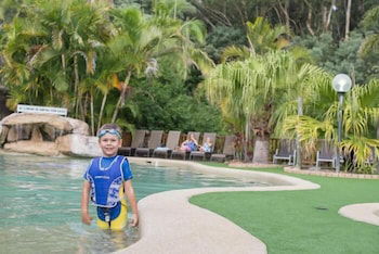 Avoca Beach NSW Hotel Gold Coast