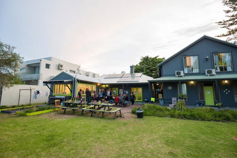 Dunsborough Beachouse YHA Hostel - Hotel Gold Coast 1
