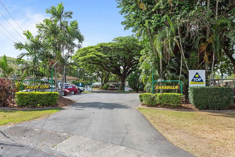 First City Caravilla - Hotel Gold Coast 3