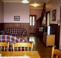 Pemberton Old Picture Theatre Holiday Apartments - Hotel Gold Coast