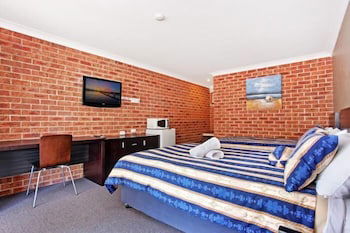Marks Point NSW Hotel Gold Coast