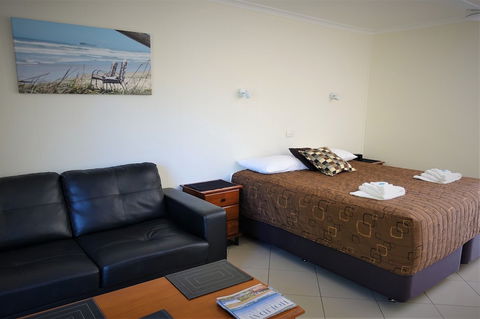 Pacific Palms Motor Inn - Hotel Gold Coast 3