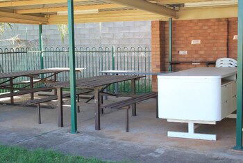 Peak Hill Golden Peak Budget Motel - Hotel Gold Coast 1