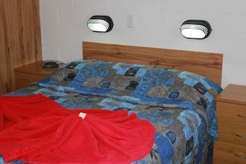 Peak Hill Golden Peak Budget Motel - Hotel Gold Coast 6