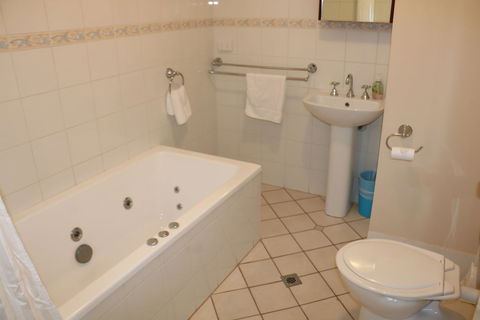 Settlers House York - Hotel Gold Coast 5
