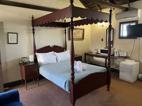 Settlers House York - Hotel Gold Coast 1