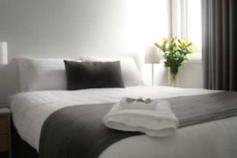 Sunnyside Tavern - Hotel Gold Coast 2