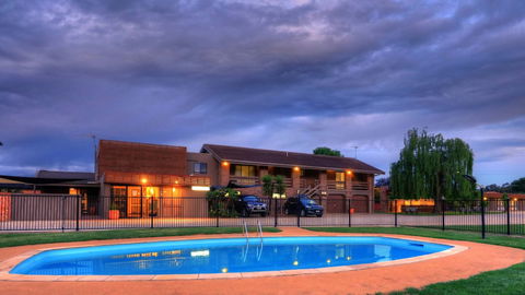 Motel Meneres - Hotel Gold Coast 2