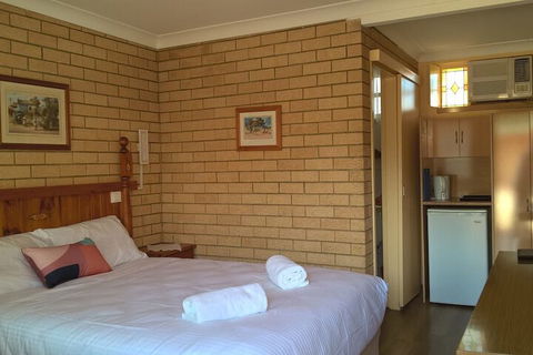 Lake Front Motel - Hotel Gold Coast 4