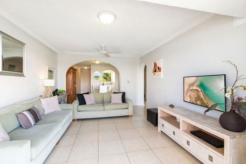 Aqua Linea - Hotel Gold Coast 5