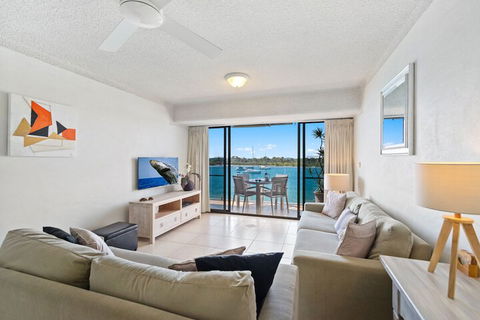 Aqua Linea - Hotel Gold Coast 7