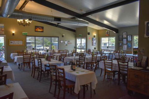 Dooleys Springsure Tavern And Motel - Hotel Gold Coast 3