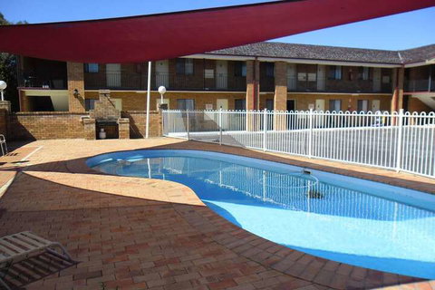 Ben Chifley Motor Inn - Hotel Gold Coast 4