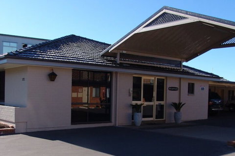 Ben Chifley Motor Inn - Hotel Gold Coast 3