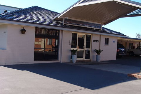 Ben Chifley Motor Inn - Hotel Gold Coast 1