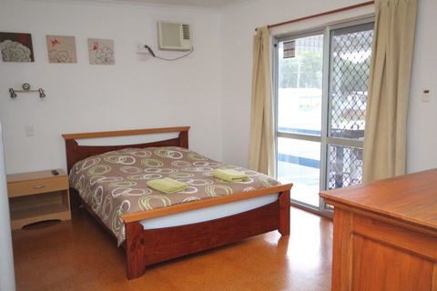 Seaforth Holiday Units - Hotel Gold Coast 1
