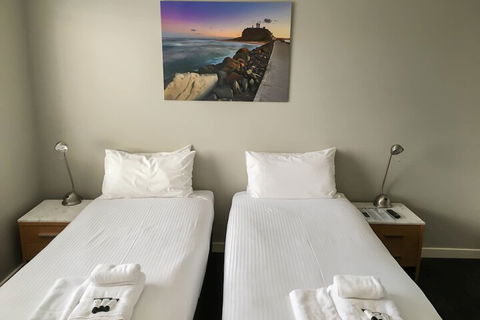 The Premier Hotel - Hotel Gold Coast 6
