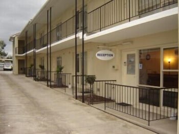 Essendon Apartments - Hotel Gold Coast 5