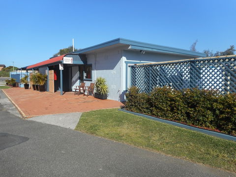 Two Shores Holiday Village - Hotel Gold Coast 6
