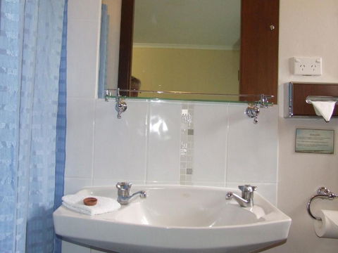 Beachport Motor Inn - Hotel Gold Coast 6