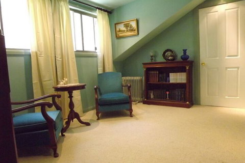 Dingley Dell - Hotel Gold Coast 3