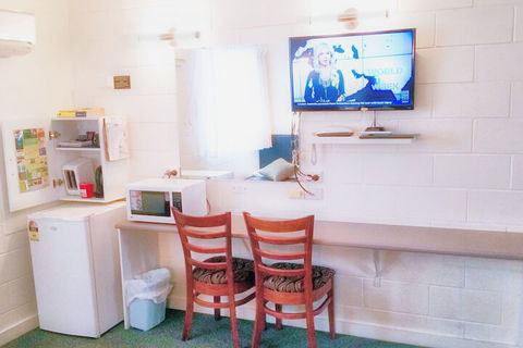 A & A Lodge Motel Emerald - Hotel Gold Coast 6