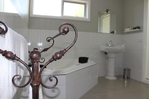 Amelina Cottages - Hotel Gold Coast 3
