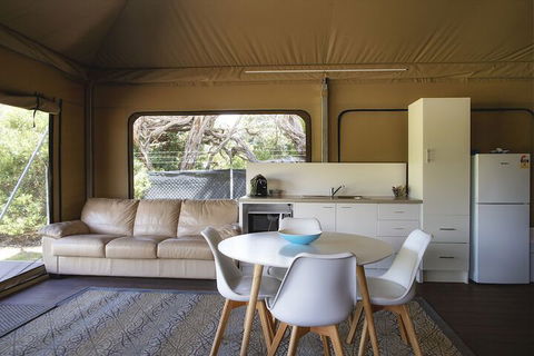 Ingenia Holidays Inverloch - Hotel Gold Coast 7