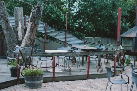 Gundaroo Colonial Inn - Hotel Gold Coast 5