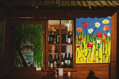 Gundaroo Colonial Inn - Hotel Gold Coast 7