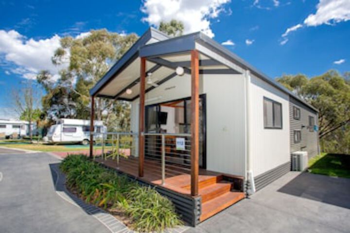 Merlynston VIC Hotel Gold Coast